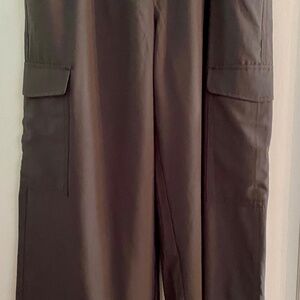 Old Navy Wide Leg Cargo's - NEW! Tech Fabric. GREAT color!
